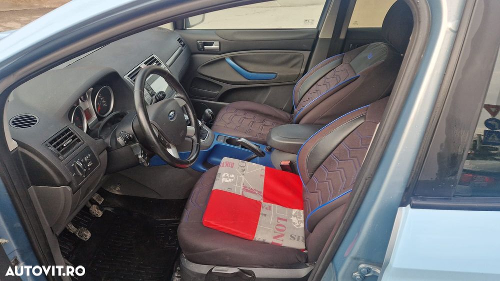 Ford Kuga 2.0 TDCi 2x4 Trend - 12