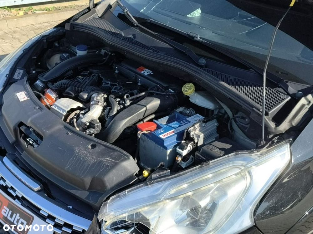 Peugeot 208 - 26