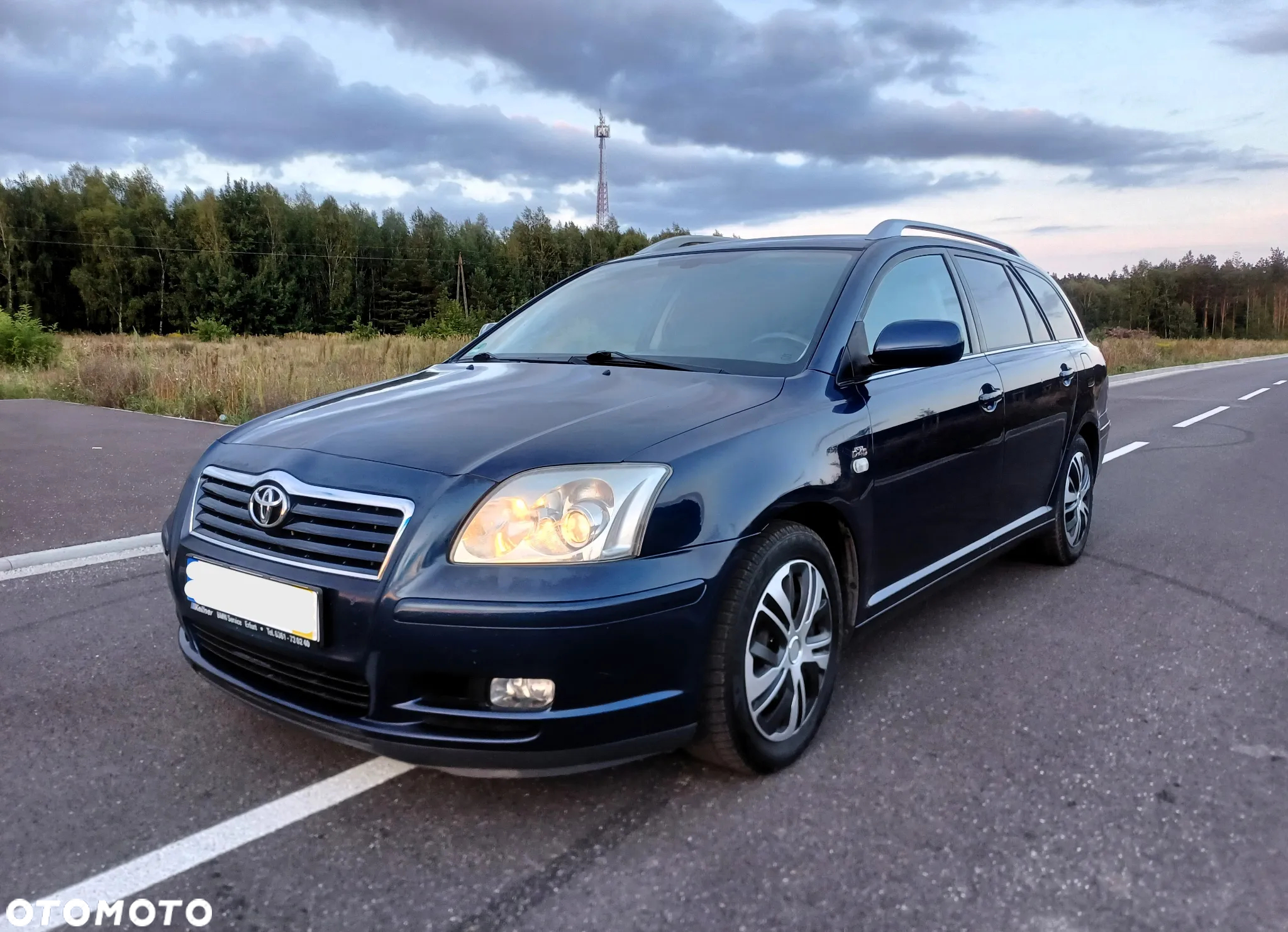 Toyota Avensis 2.0 D-4D Combi - 3