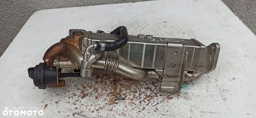 BMW F30 B47 2.0D CHŁODNICA SPALIN EGR 8477659 01 - 2