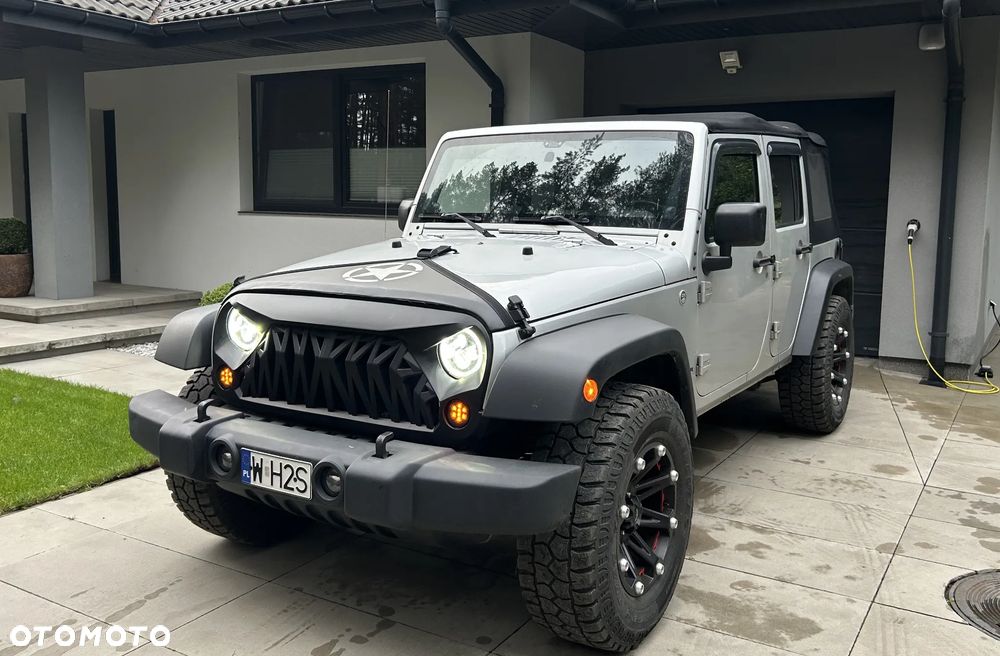 Jeep Wrangler Unlimited 3.8 Automatik Sahara - 1