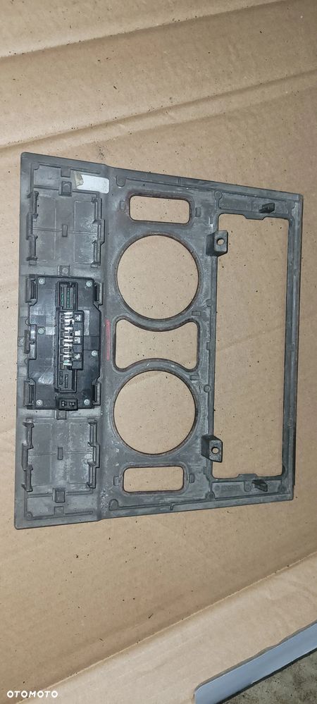 MERCEDES W210 RAMKA DEKOR DREWNO PRZYCISKI - 2