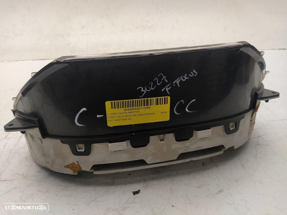 QUADRANTE FORD FOCUS 1999 - 4