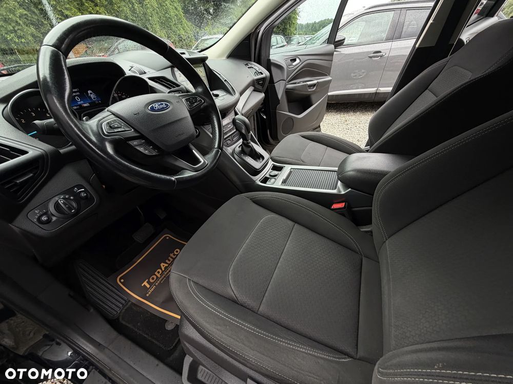 Ford Kuga 2.0 TDCi 2x4 Titanium - 18