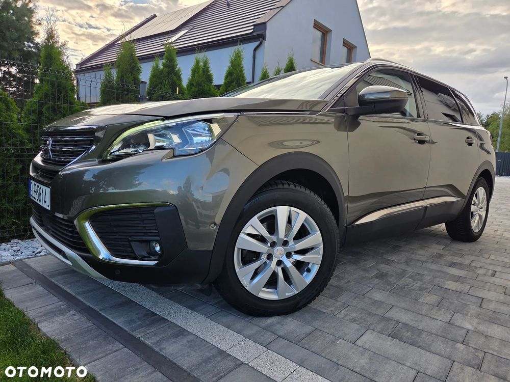 Peugeot 5008 1.6 BlueHDI Allure S&S EAT6 - 1