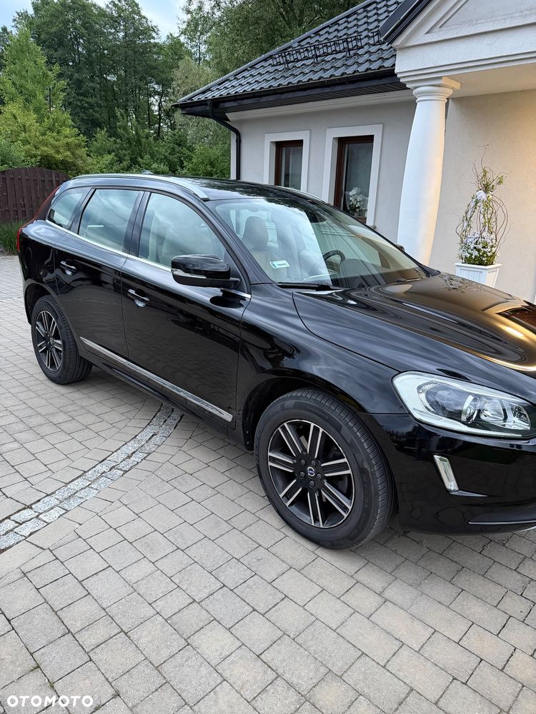 Volvo XC 60 D3 Drive-E Summum - 3