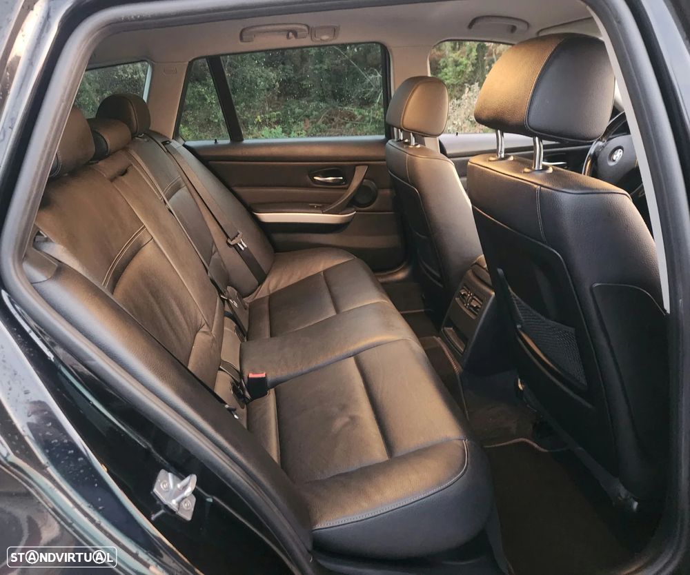 BMW 320 d DPF Touring Blue Performance Edition Fleet Sport - 15