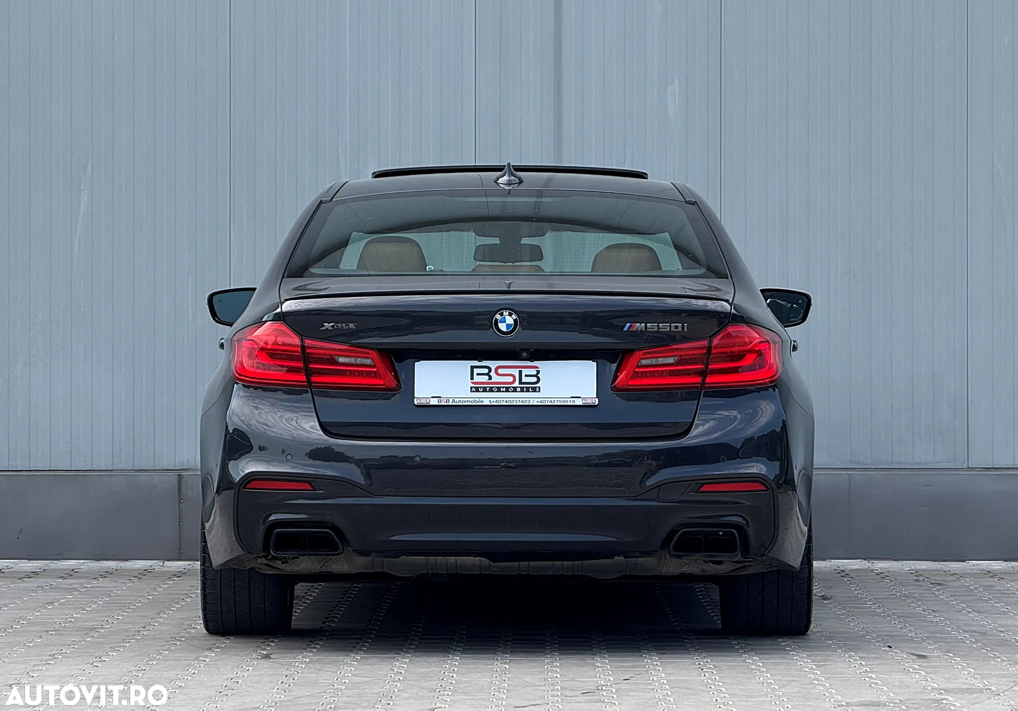 BMW Seria 5 550i xDrive - 7