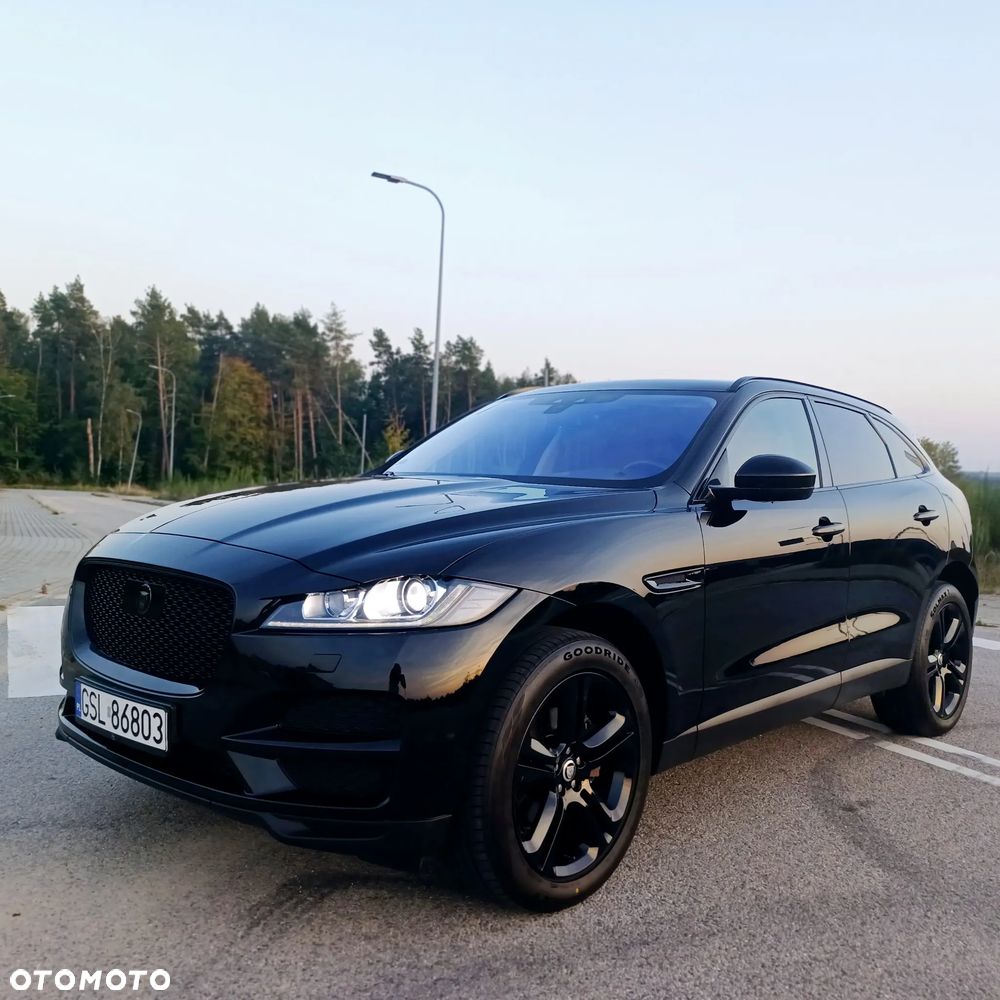 Jaguar F-Pace - 8