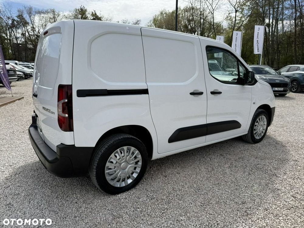 Toyota Proace City - 22