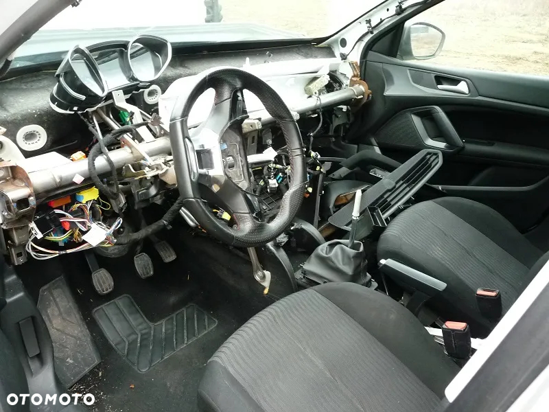 Peugeot 308 1.6 HDi Active - 9