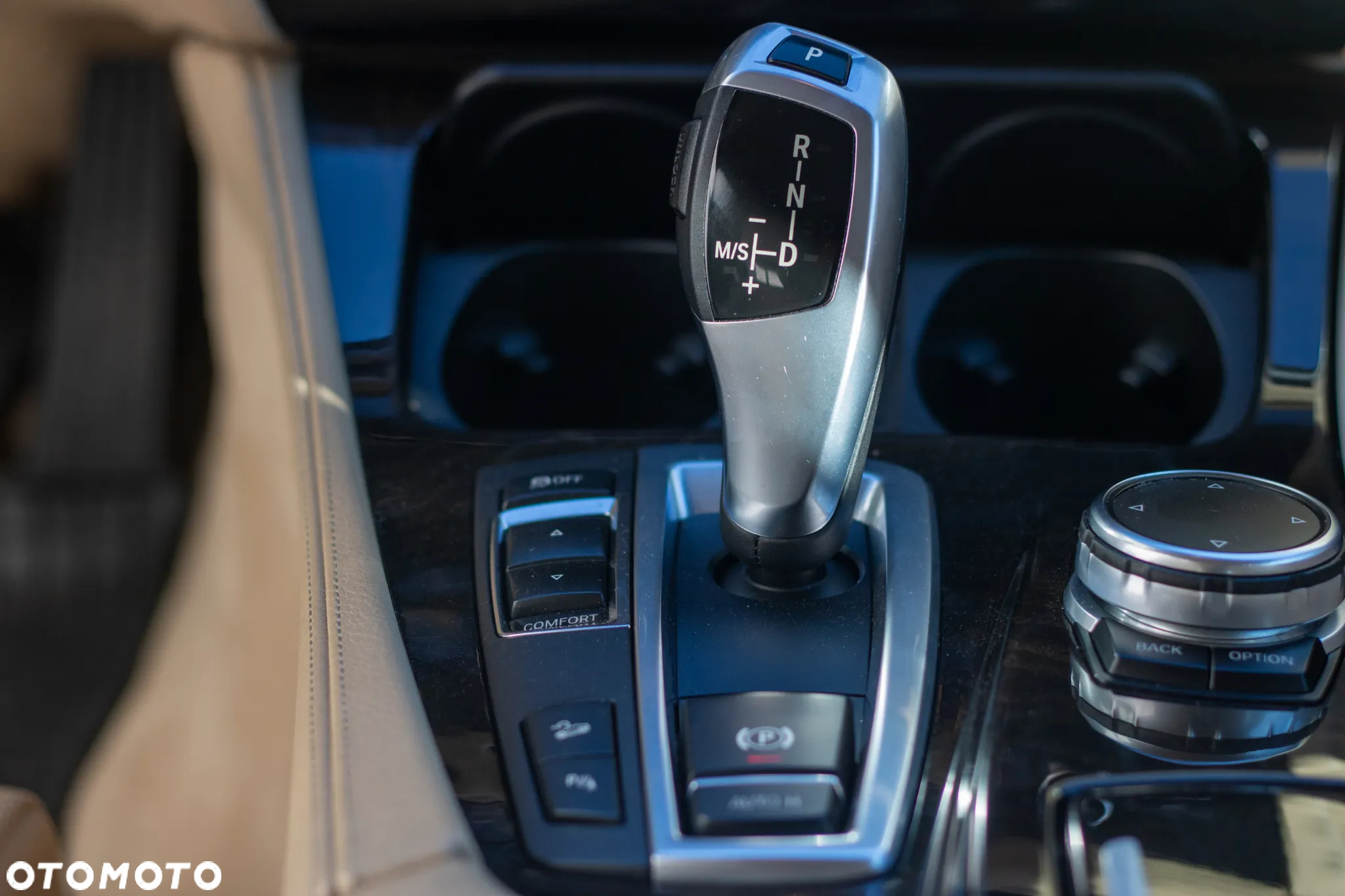 BMW Seria 5 535d xDrive - 24