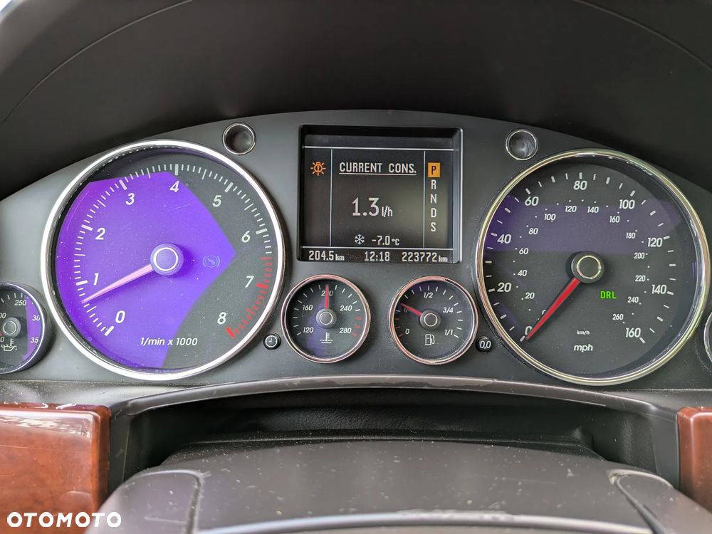 Volkswagen Touareg 3.2 V6 Automatik - 9