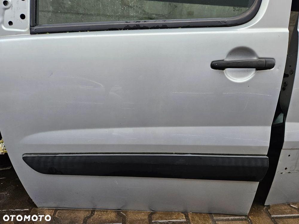 Fiat Scudo II Citroen Jumpy Peugeot Expert drzwi przód przednie   lewe 07 - 1