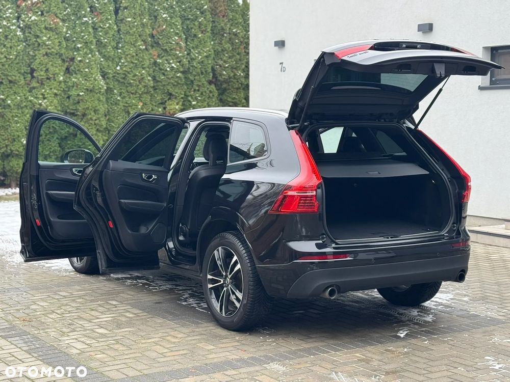 Volvo XC 60 D4 AWD Geartronic RDesign - 14