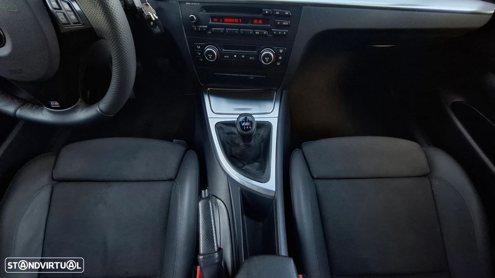 BMW 118 - 32