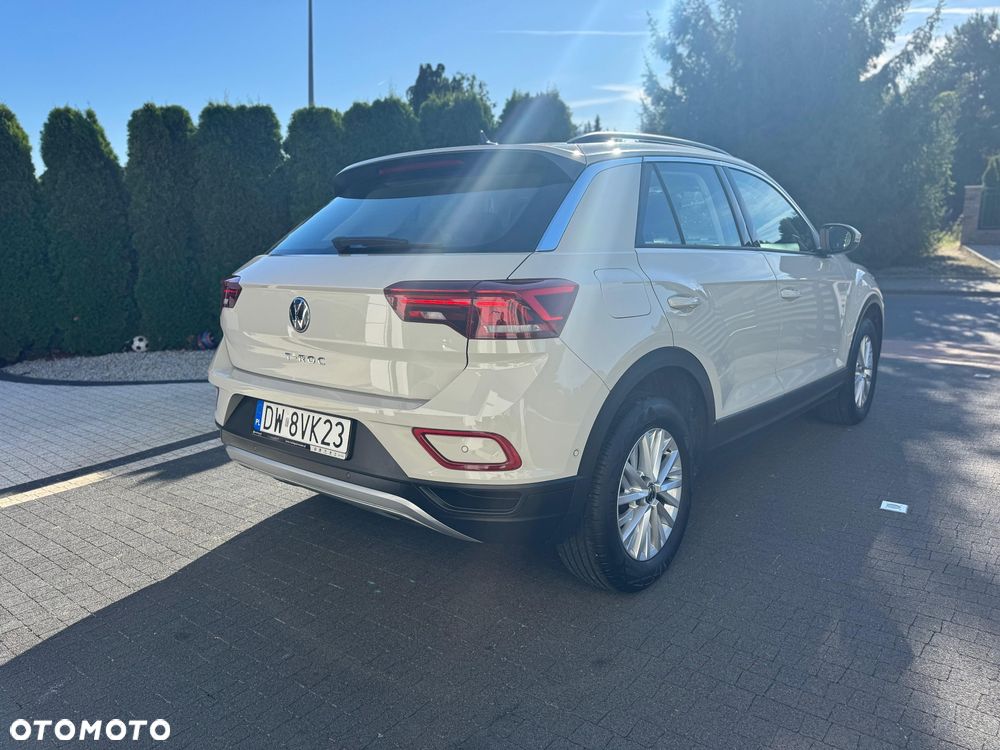 Volkswagen T-Roc - 11