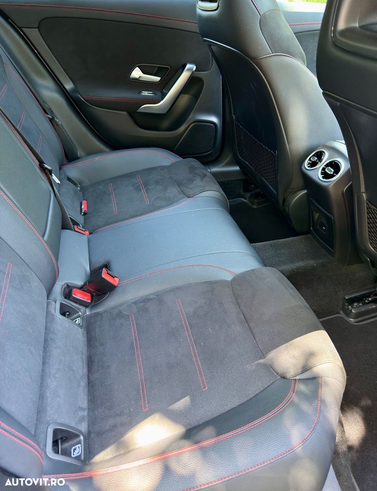 Mercedes-Benz CLA 250 e 8G-DCT AMG Line - 29
