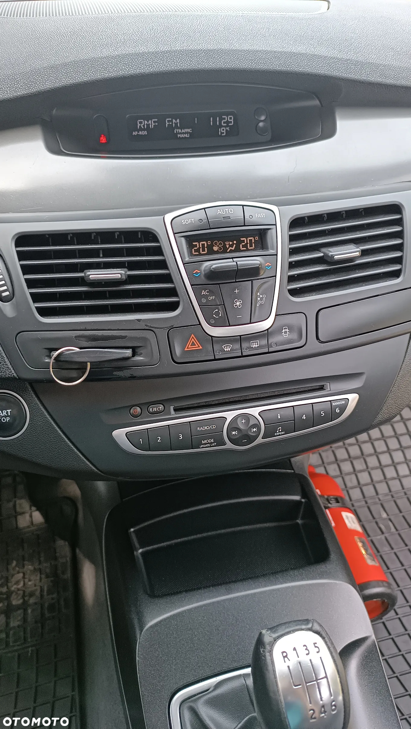 Renault Laguna - 13