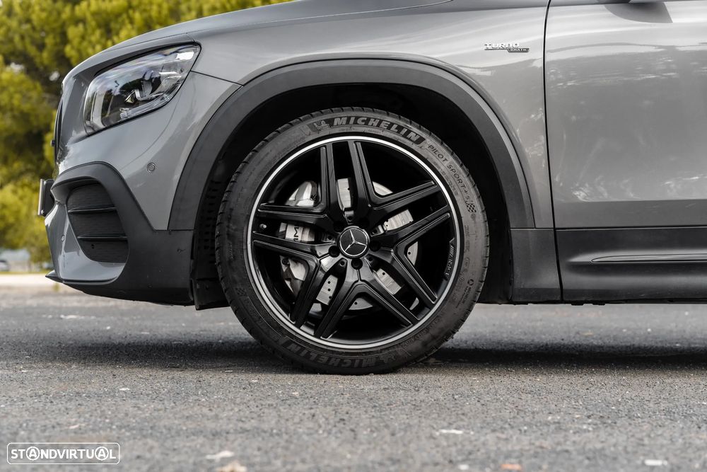 Mercedes-Benz GLB 35 AMG 4Matic Speedshift DCT 8G - 4