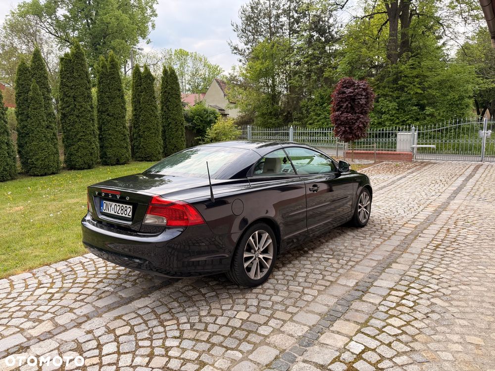 Volvo C70 2.0D Powershift Momentum - 24