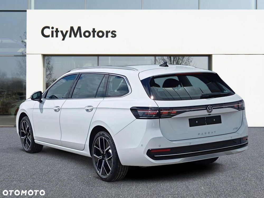 Volkswagen Passat - 5