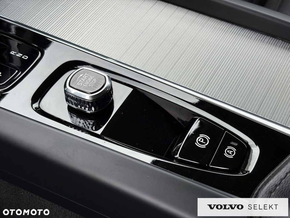 Volvo V60 Cross Country - 22