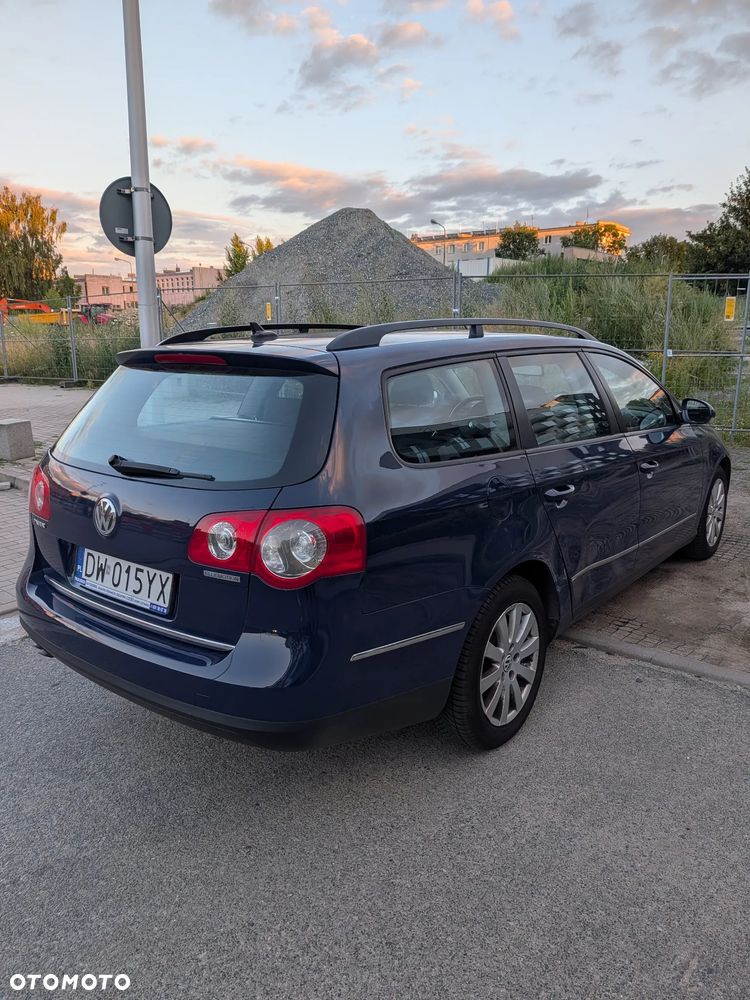 Volkswagen Passat 1.9 TDI Comfortline - 6