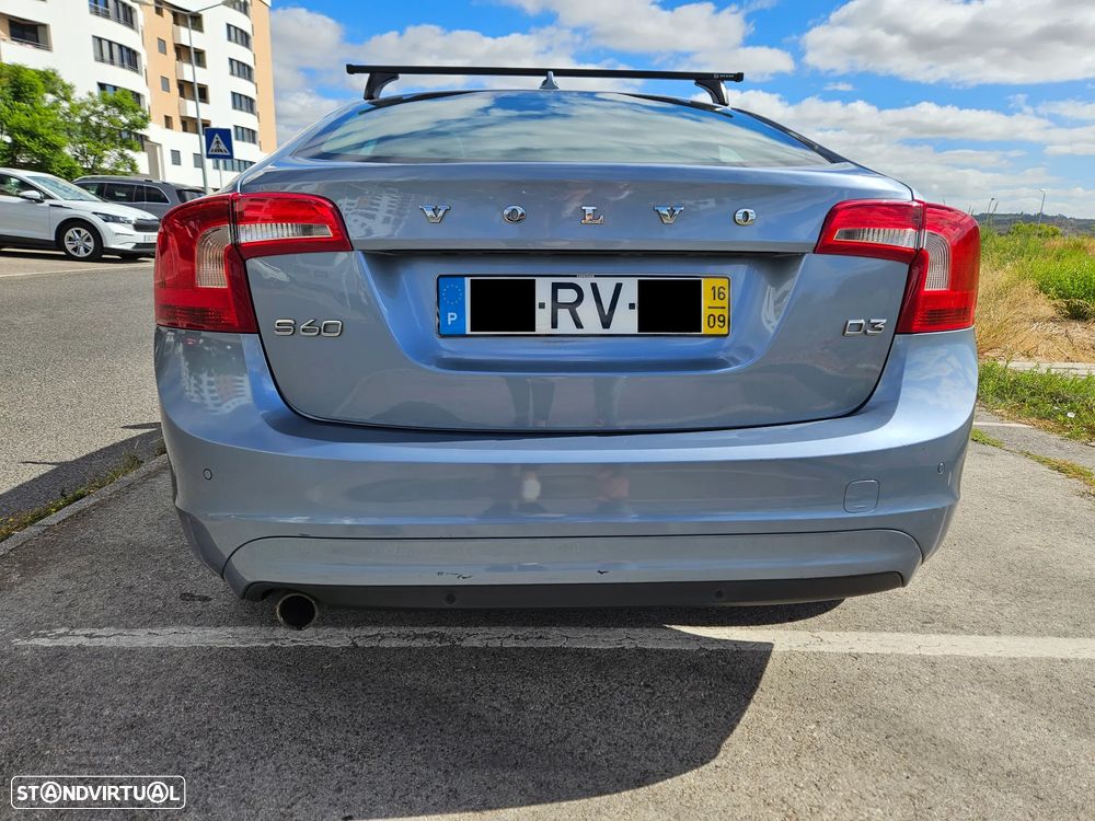 Volvo S60 2.0 D3 Kinetic - 4