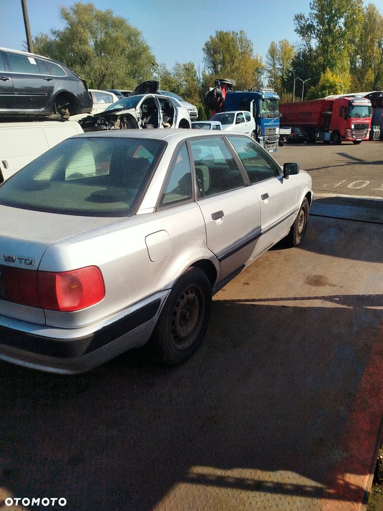 Audi 80 na części. - 8