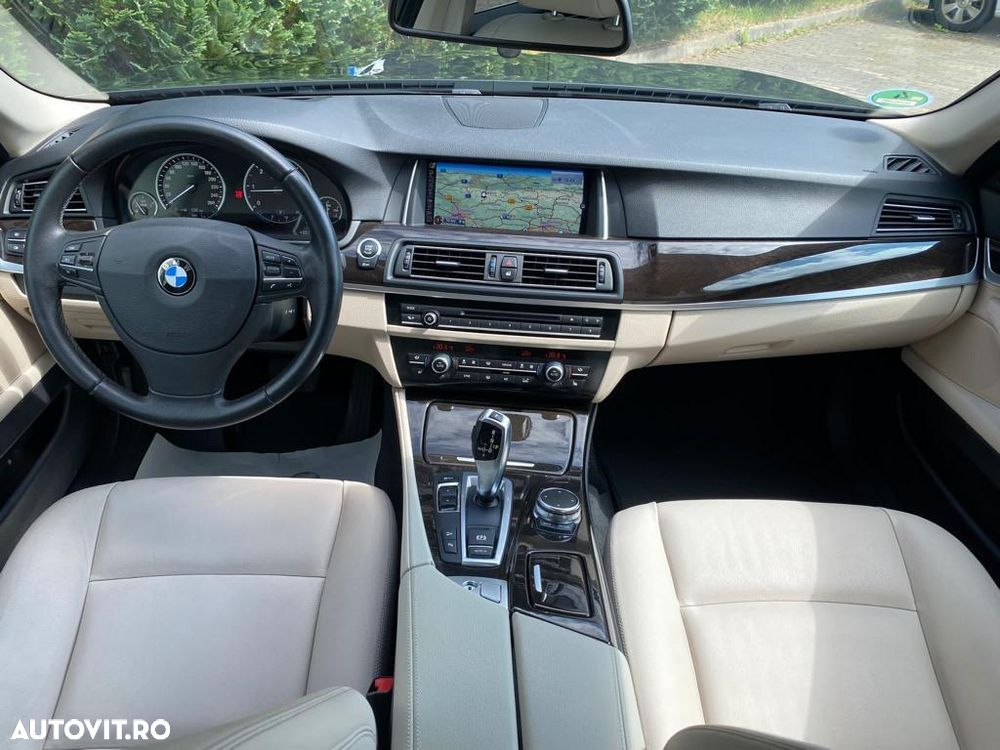 BMW Seria 5 525d xDrive - 2