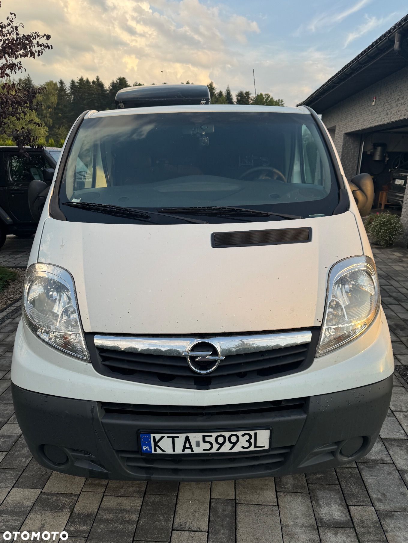 Opel Vivaro L1H1 2.7t - 1