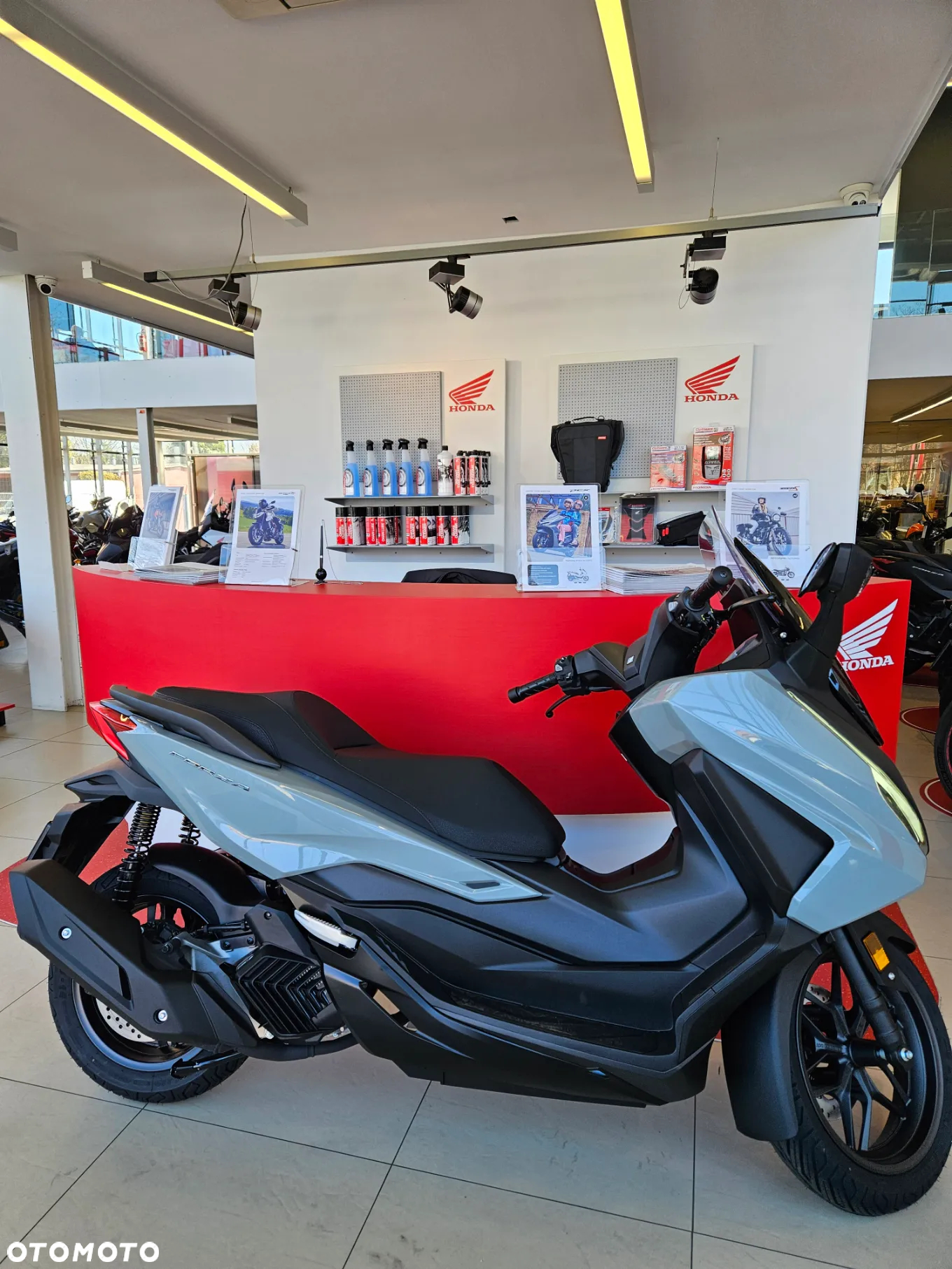 Honda NSS - 4