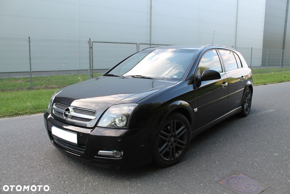 Opel Signum 2.0 T Cosmo - 1
