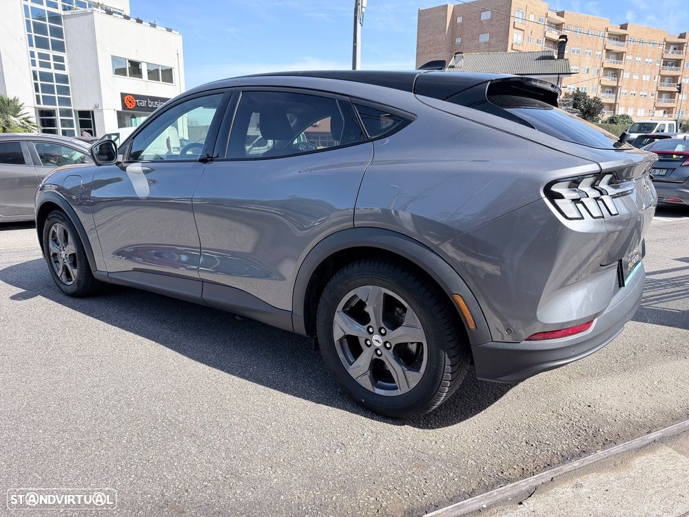 Ford Mustang Mach-E 75.7 kWh Base - 6