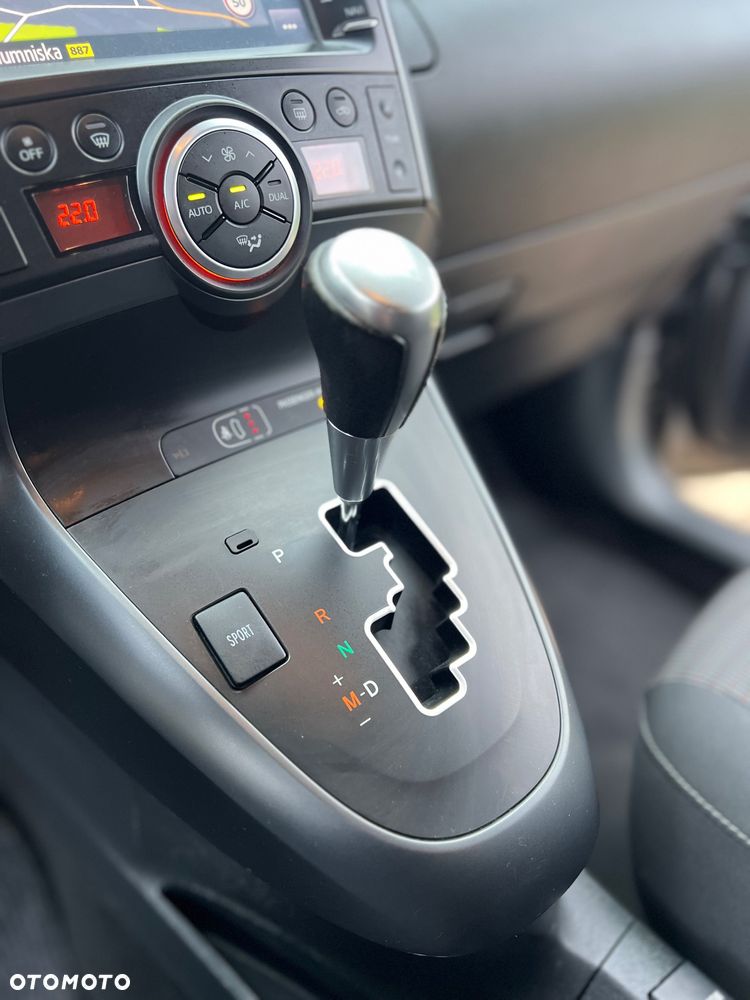 Toyota Verso 1.8 Premium EU5 MS - 30