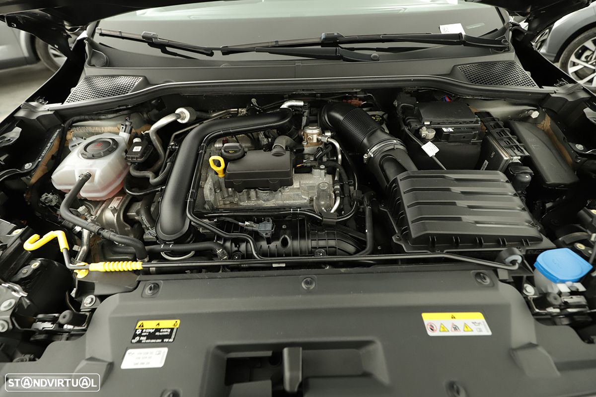 SEAT Arona 1.0 TSI FR - 23