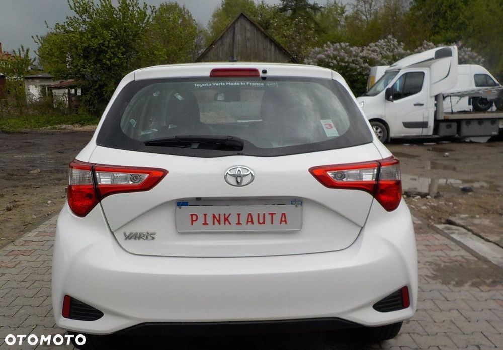Toyota Yaris - 17
