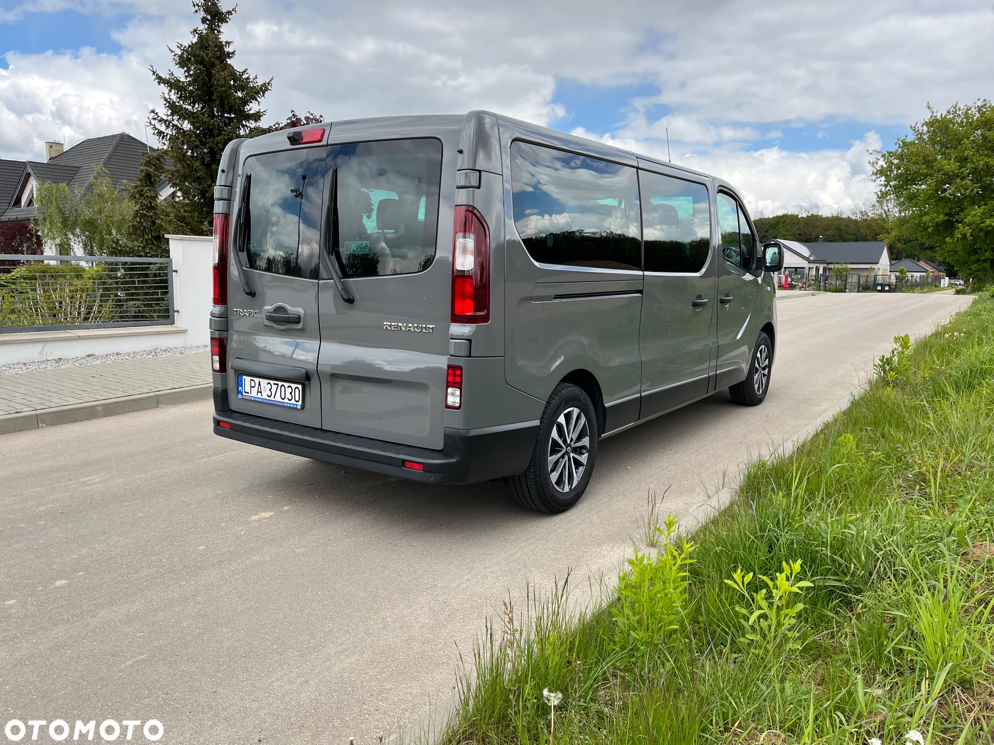 Renault Trafic Grand Passenger 3,0t Pack Clim - 6