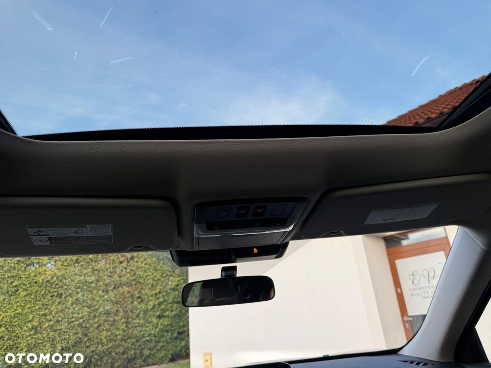 Mitsubishi Outlander - 22