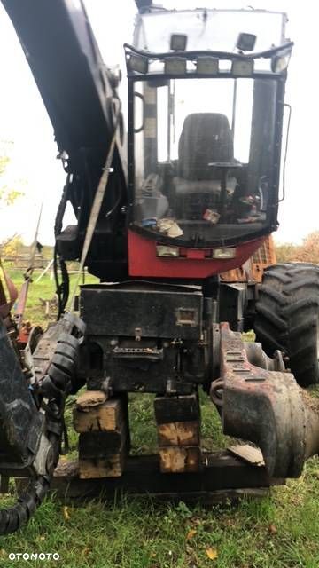 Harwester Valmet 911 Komatsu - Kabina - 1