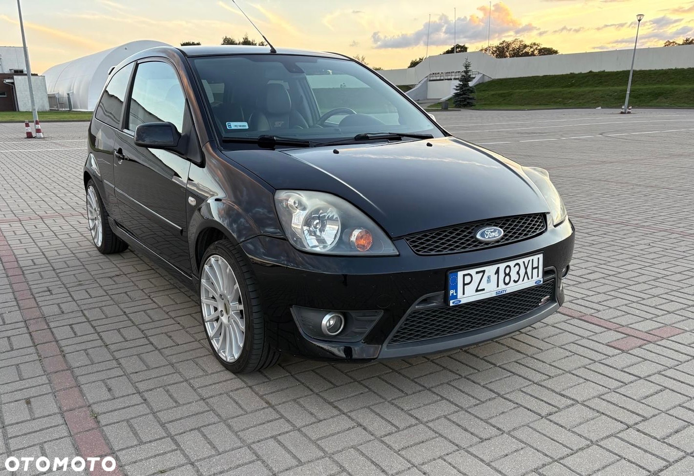 Ford Fiesta 2.0 ST - 13