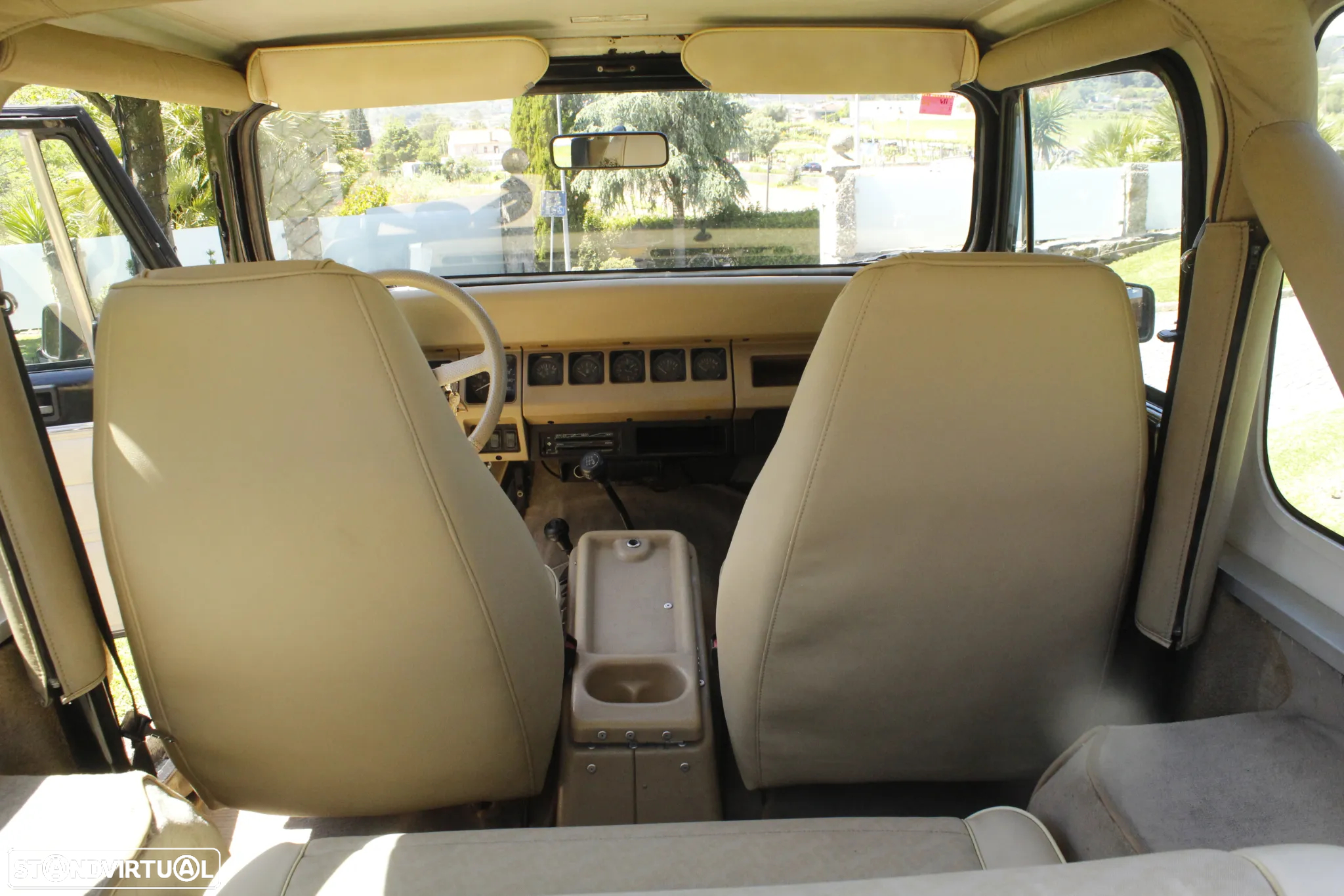 Jeep Wrangler - 23