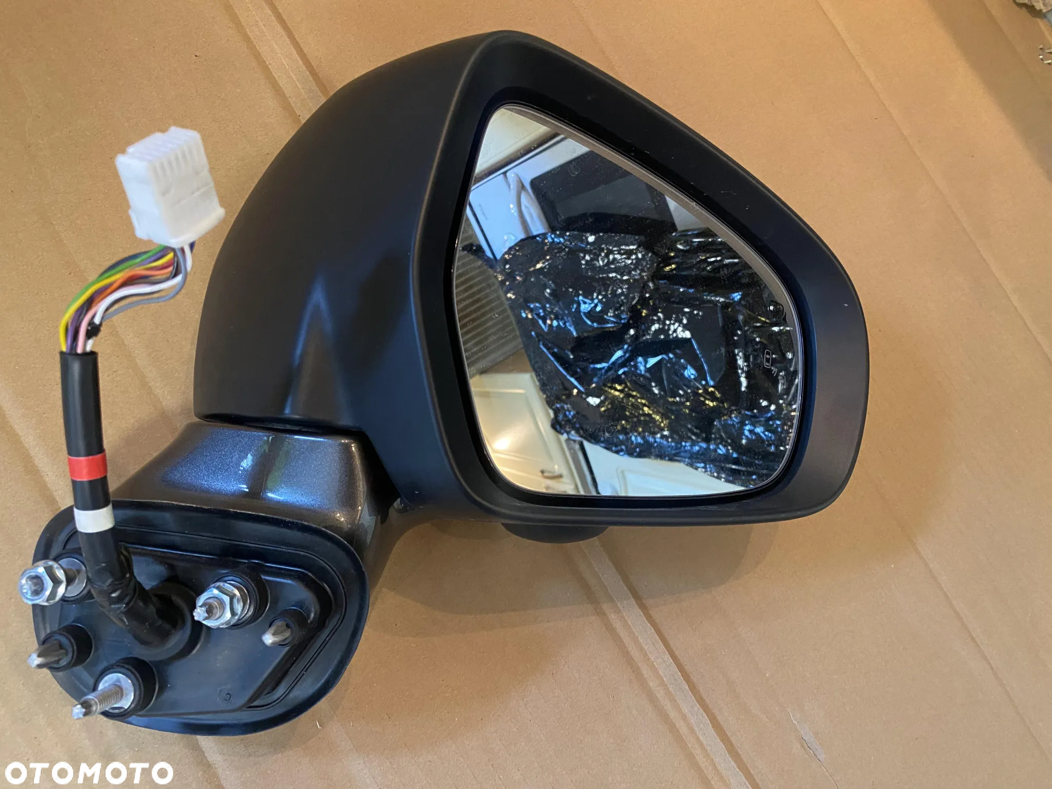 Lusterko prawe Suzuki SX4 S-CROSS 2022 OE asystent, kamera, 13 pin - 2