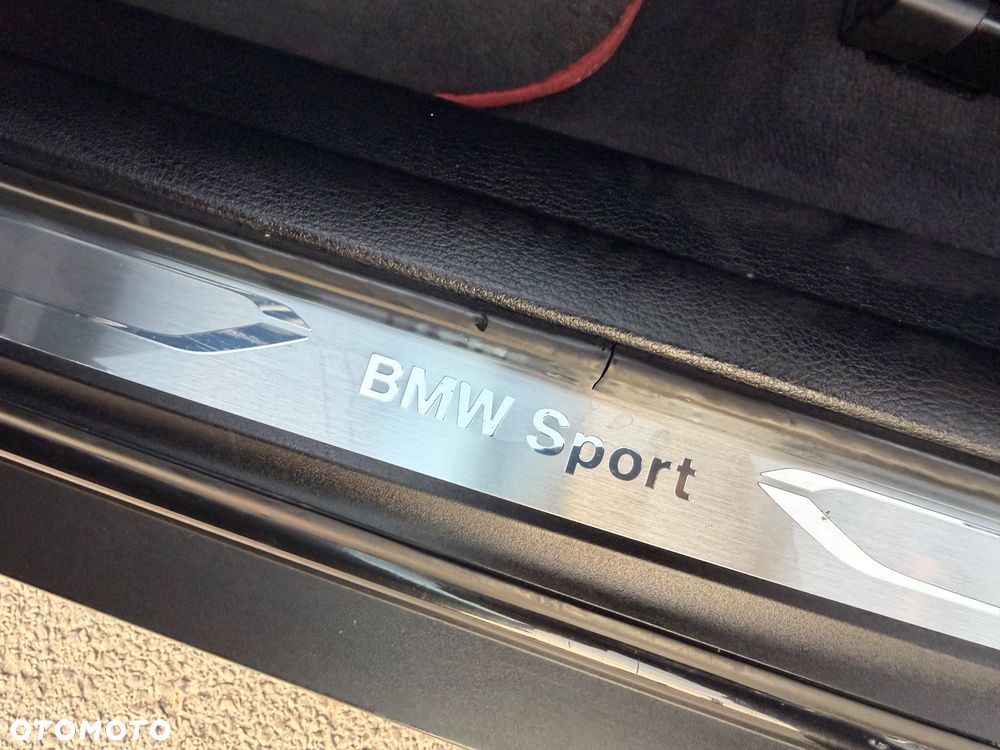 BMW X1 sDrive18d xLine - 18