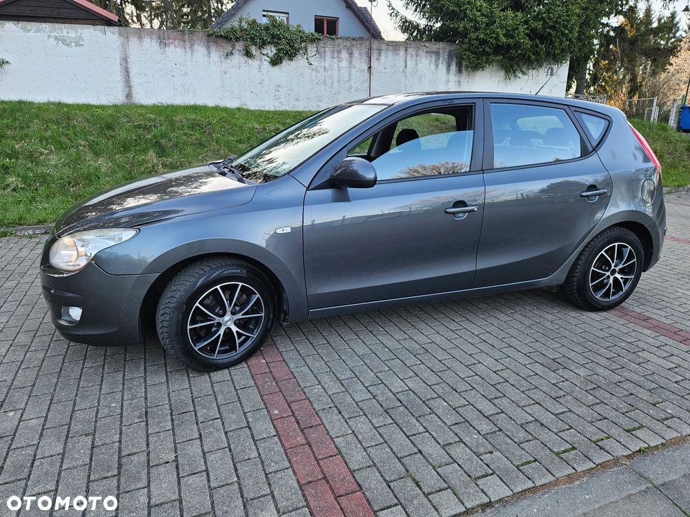 Hyundai i30 1.6 blue Classic - 24