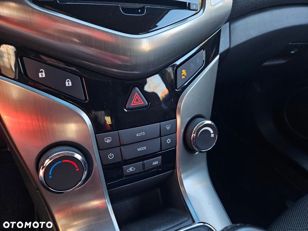 Chevrolet Cruze Station Wagon 1.8 LTZ - 20