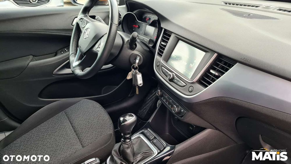 Opel Crossland X - 11