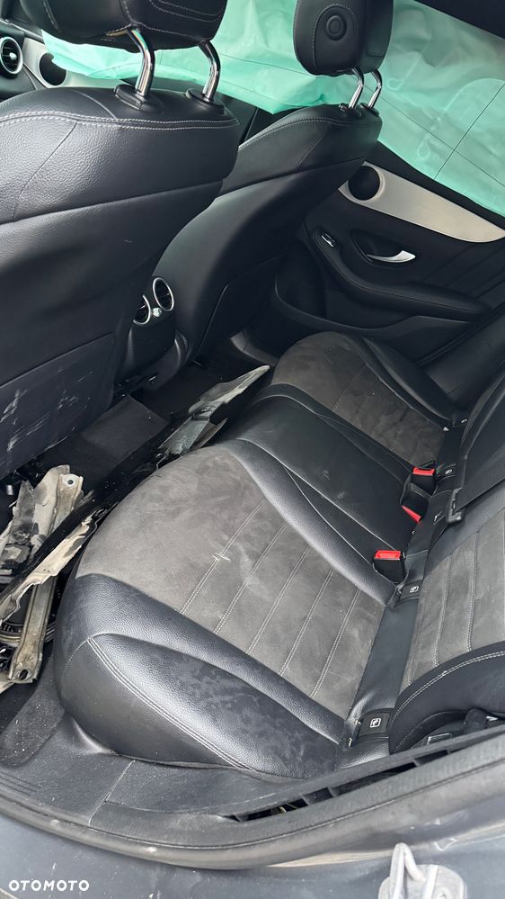 Mercedes-Benz GLC - 24