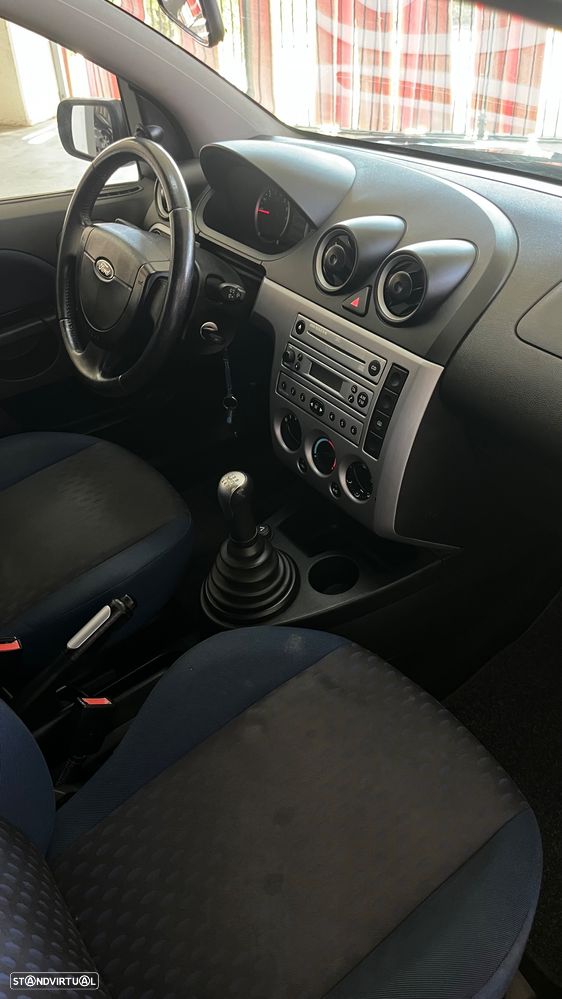 Ford Fiesta 1.25 Trend - 6